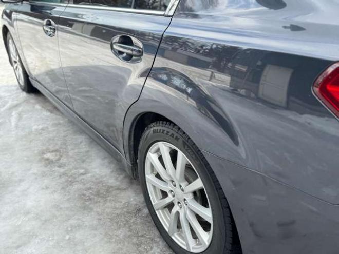 レガシィB4 2.5 GT 4WD　夏冬タイヤ　Bluetooth　19インチアルミ 2500