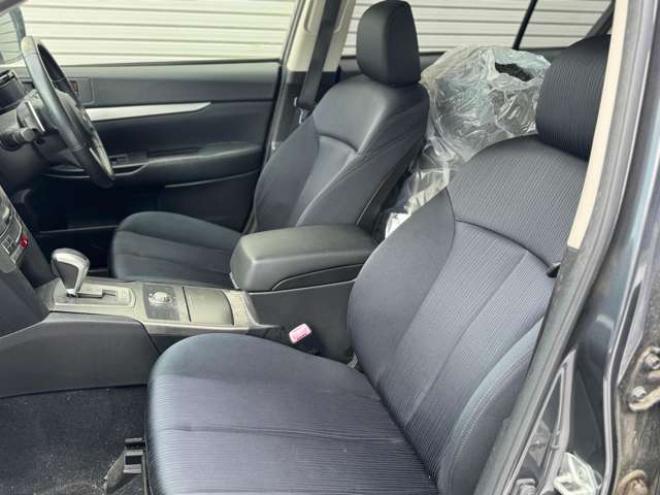 レガシィB4 2.5 GT 4WD　夏冬タイヤ　Bluetooth　19インチアルミ 2500