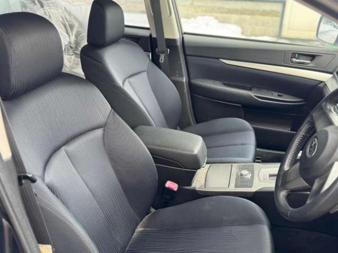 レガシィB4 2.5 GT 4WD　夏冬タイヤ　Bluetooth　19インチアルミ 2500