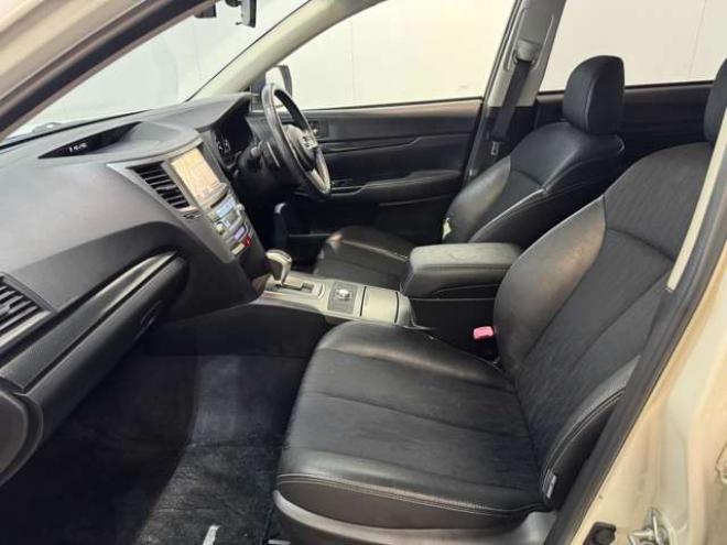 レガシィワゴン2.5 GT Sパッケージ 4WD　HDDナビ　Bluetooth　Bカメラ 2500