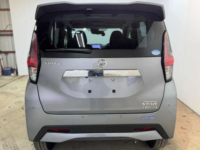 デイズハイウェイスターGターボ 4WD　ナビ　TV　Bluetooth　全方位カメラ　シートヒーター 660