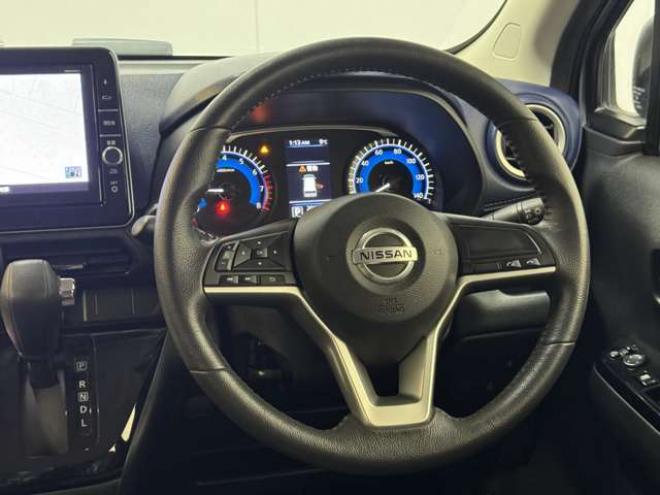 デイズハイウェイスターGターボ 4WD　ナビ　TV　Bluetooth　全方位カメラ　シートヒーター 660