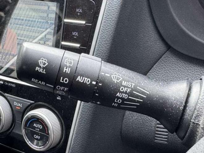 インプレッサスポーツ 2.0 i アイサイト 4WD　後期型　夏冬タイヤ　ナビ　TV　Bカメラ　Bluetooth 2000