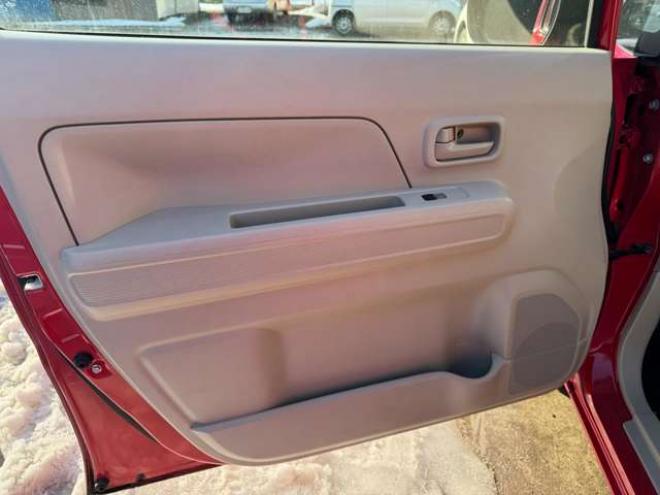 ワゴンRハイブリッド FX 4WD　ナビ　TV　Egスターター　Bluetooth　12か月点検済　下廻り防錆塗装済 660