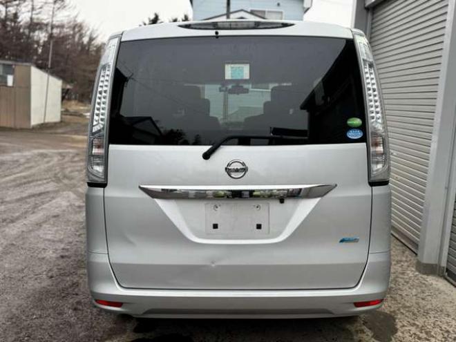 セレナ2.0 20X 4WD　ナビ　TV　Bluetooth　フリップダウン　キーフリー　Pスライドドア 2000