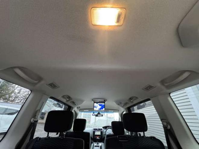 セレナ2.0 20X 4WD　ナビ　TV　Bluetooth　フリップダウン　キーフリー　Pスライドドア 2000