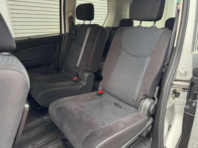 セレナ2.0 20X 4WD　ナビ　TV　Bluetooth　フリップダウン　キーフリー　Pスライドドア 2000