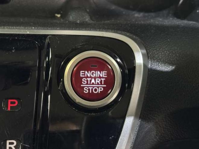 N-BOXG Lパッケージ 4WD　プッシュスタート　TV　Bカメラ　Pスライド 660