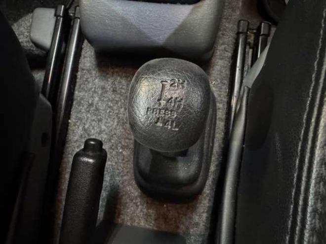 ジムニーKANSAI 4WD　夏冬タイヤ　下廻り防錆塗装済 660