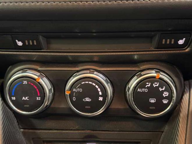 デミオ1.5 XD ツーリング ディーゼルターボ 4WD　ナビ　TV　Bluetooth　夏冬タイヤ 1500