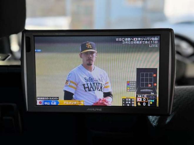 N-BOXカスタムG 4WD　スマートキー　ナビ　TV　リアモニター 660