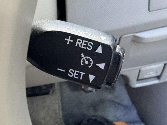 エスティマハイブリッド2.4 X 4WD　ナビ　TV　Bカメラ　フリップダウン 2400