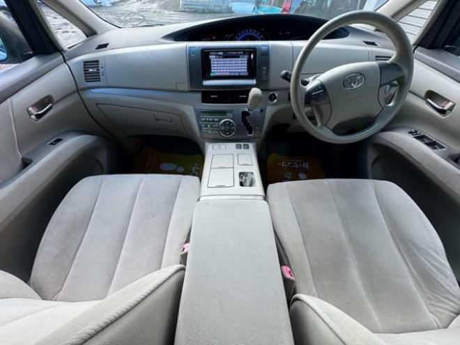 エスティマハイブリッド2.4 X 4WD　ナビ　TV　Bカメラ　フリップダウン 2400