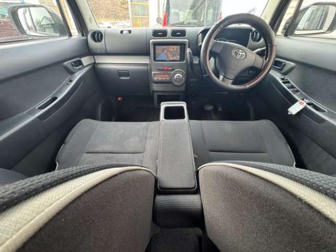 ピクシススペースカスタム X 4WD　夏冬タイヤ　ナビ　TV　HID　Bluetooth 660