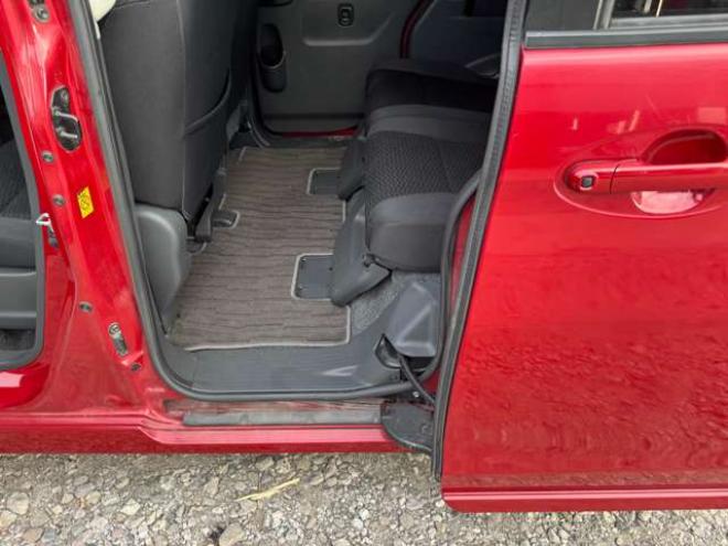 フレアワゴンカスタムスタイル XS 4WD　Pスライド　Bluetooth　下廻防錆塗装 660