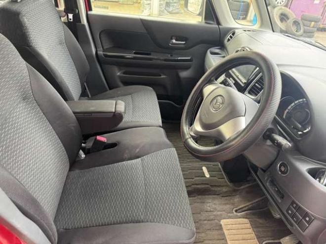 フレアワゴンカスタムスタイル XS 4WD　Pスライド　Bluetooth　下廻防錆塗装 660