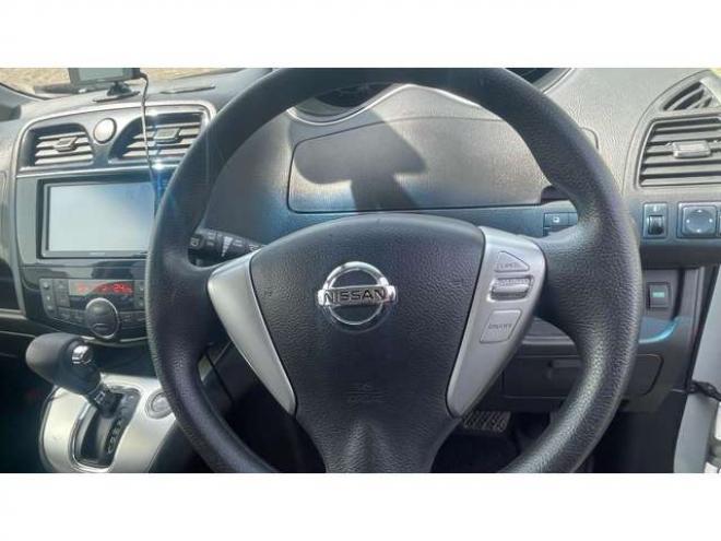 セレナ2.0 20X Vセレクション+Safety 4WD　 2000