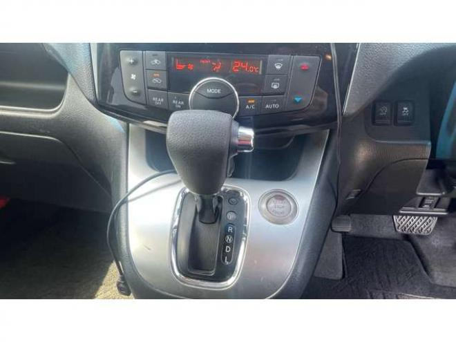 セレナ2.0 20X Vセレクション+Safety 4WD　 2000