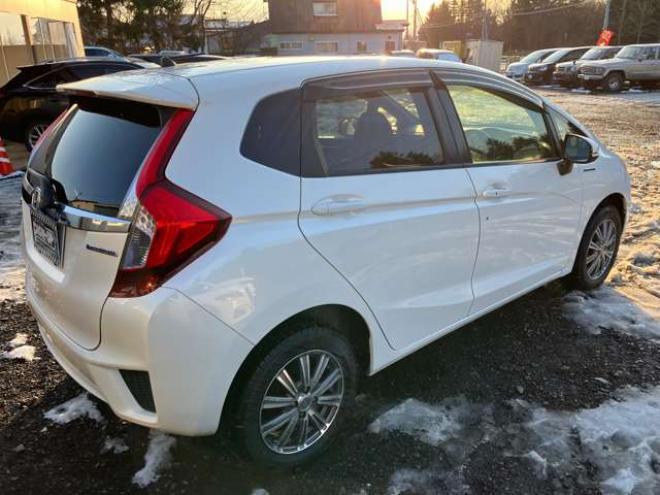 フィット1.5 ハイブリッド Lパッケージ 4WD　 1500