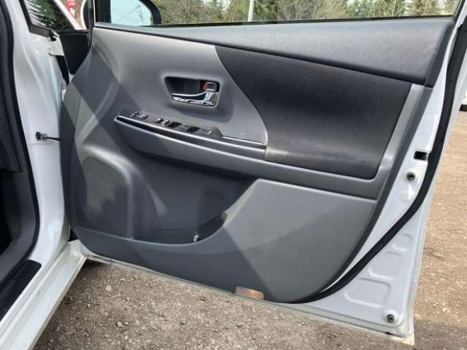 プリウスα1.8 S チューン ブラック　 2WD 1800