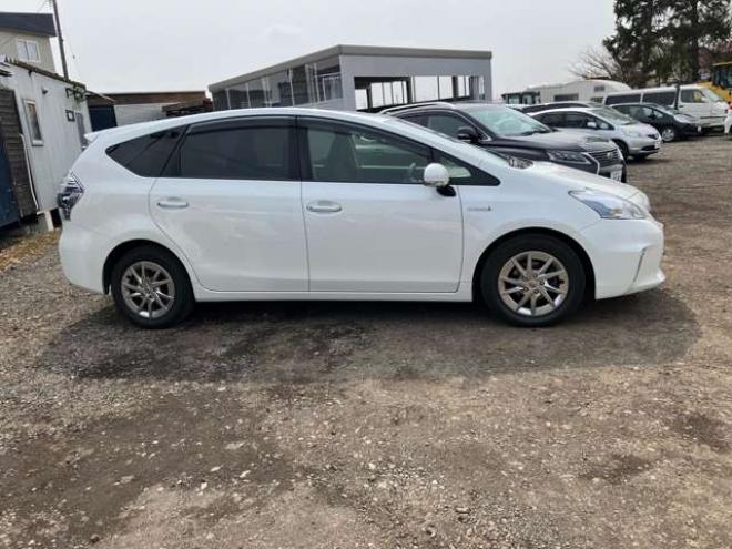 プリウスα1.8 S チューン ブラック　 2WD 1800