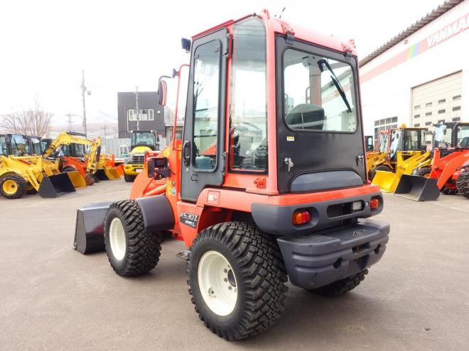 ホイールローダクボタ R530Z　バケット容量0.5m3