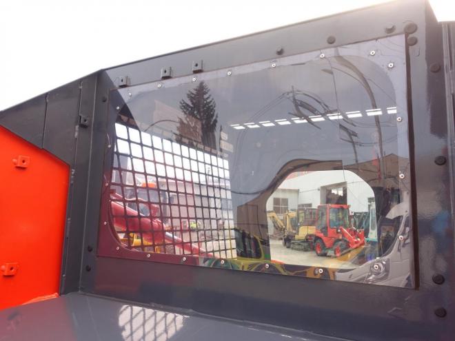 スキッドステアローダトヨタ ３SDK６　バケット容量0.28m3 