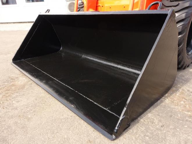 スキッドステアローダトヨタ ３SDK６　バケット容量0.28m3 