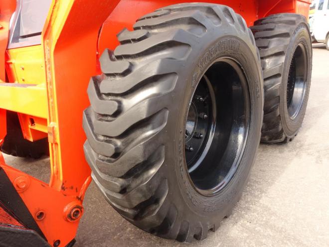 スキッドステアローダトヨタ ３SDK６　バケット容量0.28m3 