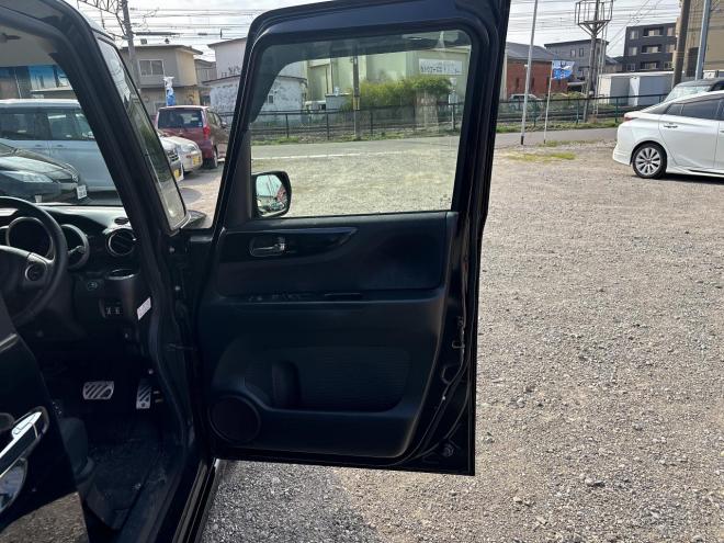N-BOX660カスタムGターボパッケージ 4WD　ローンが不安な方＜優遇ローン＞1年保証　両側パワースライドア　ターボ車 4WD 660 5Dr