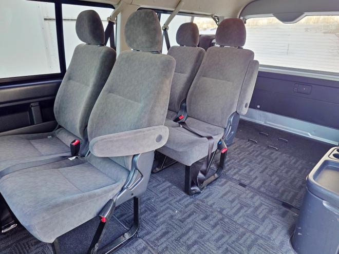 ハイエース2.7GLロング ミドルルーフ 4WD 5年保証 ナビTV ETC 寒冷地仕様