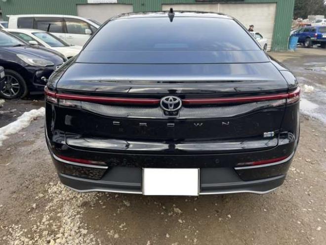 クラウンクロスオーバー2.4 RS アドバンスト E-Four advanced 4WD　純正ナビ・カメラ・デジタルインナーミラー・パワーバックドア 2400