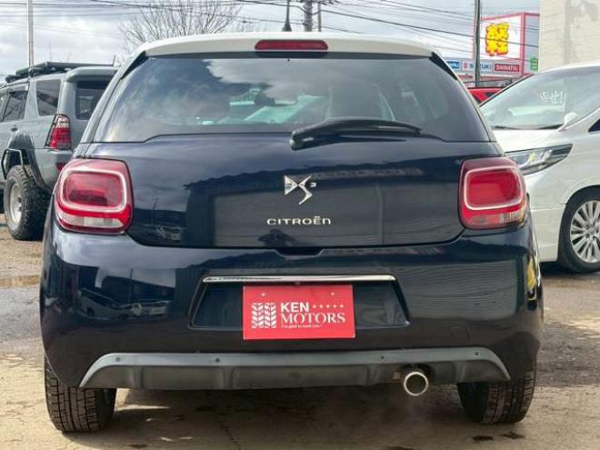 シトロエンDS3 シック　ETC　エアコン・クーラー　パワステ　パワーウィンドウ　キーレス　ABS 運転席エアバッグ　助手席エアバッグ　サイドエアバッグ　横滑り防止装置　社外ナビ　MTモード付 正規輸入車 2WD 1200