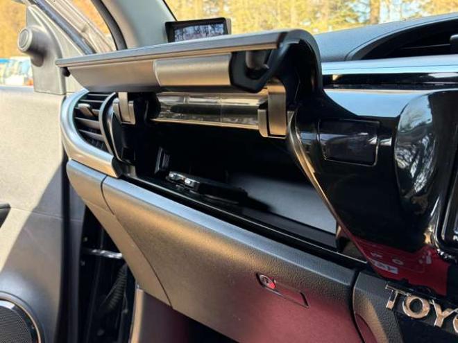 ハイラックス2.4 Z ディーゼルターボ 4WD　 2400