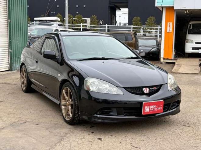 インテグラタイプR 　2.0　ワンオーナー　レカロシート　パワステ　パワーウィンドウ　純正アルミホイール　ABS　キーレスエントリー　横滑り防止装置　エアコン　盗難防止装置 2WD 2000