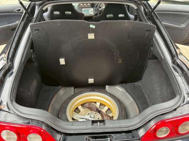 インテグラタイプR 　2.0　ワンオーナー　レカロシート　パワステ　パワーウィンドウ　純正アルミホイール　ABS　キーレスエントリー　横滑り防止装置　エアコン　盗難防止装置 2WD 2000