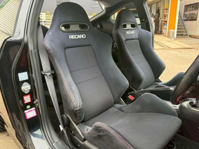 インテグラタイプR 　2.0　ワンオーナー　レカロシート　パワステ　パワーウィンドウ　純正アルミホイール　ABS　キーレスエントリー　横滑り防止装置　エアコン　盗難防止装置 2WD 2000