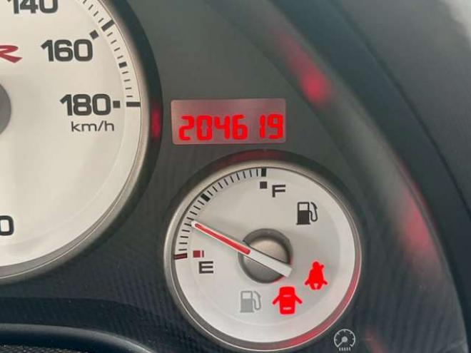 インテグラタイプR 　2.0　ワンオーナー　レカロシート　パワステ　パワーウィンドウ　純正アルミホイール　ABS　キーレスエントリー　横滑り防止装置　エアコン　盗難防止装置 2WD 2000