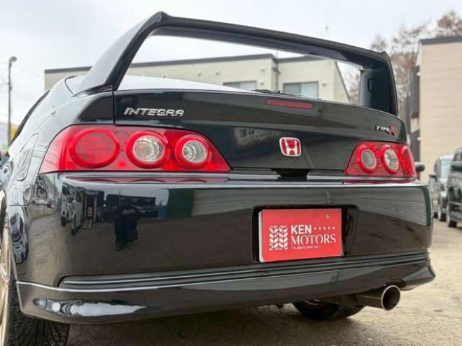 インテグラタイプR 　2.0　ワンオーナー　レカロシート　パワステ　パワーウィンドウ　純正アルミホイール　ABS　キーレスエントリー　横滑り防止装置　エアコン　盗難防止装置 2WD 2000