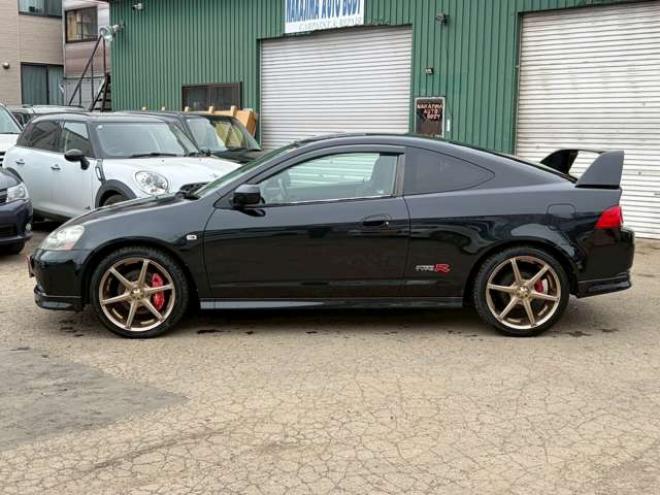 インテグラタイプR 　2.0　ワンオーナー　レカロシート　パワステ　パワーウィンドウ　純正アルミホイール　ABS　キーレスエントリー　横滑り防止装置　エアコン　盗難防止装置 2WD 2000