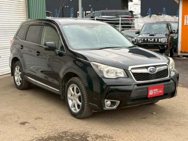 フォレスター2.0XT アイサイト 4WD　ターボ　パワステ　パワーウィンドウ　純正アルミ　ABS　キーレスエントリー　ETC　シートヒーター　社外エンジンスターター　パドルシフト　エアコン　電動シート　クルーズコントロール　盗難防止装置 2000