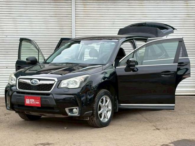 フォレスター2.0XT アイサイト 4WD　ターボ　パワステ　パワーウィンドウ　純正アルミ　ABS　キーレスエントリー　ETC　シートヒーター　社外エンジンスターター　パドルシフト　エアコン　電動シート　クルーズコントロール　盗難防止装置 2000