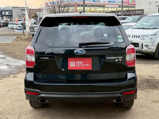 フォレスター2.0XT アイサイト 4WD　ターボ　パワステ　パワーウィンドウ　純正アルミ　ABS　キーレスエントリー　ETC　シートヒーター　社外エンジンスターター　パドルシフト　エアコン　電動シート　クルーズコントロール　盗難防止装置 2000