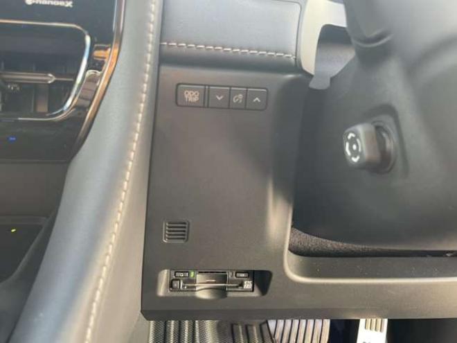 アルファード2.5 Z 4WD　寒冷地/モデリスタフルエアロ/メッキパーツ/クレンツェ20インチ/パノラミックビュー/デジタルインナーミラー/ETC2.0/電動リアゲート/走行TV可/フリップダウンモニター/BSM/　前後ドラレコ(360度)シグネイチャー 2500