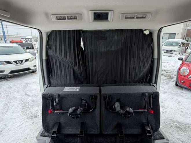 キャラバンNV350 2.5 プレミアムGX ロングボディ ディーゼルターボ 4WD　バックカメラ　エアコン　ドライブレコーダー　ETC　パワステ　パワーウィンドウ　スマートキー　キーレス　片側スライドドア 2500