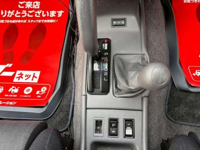 ハイラックスサーフ3.0 SSR-G ワイドボデー ディーゼルターボ 4WD　レカロシート　社外ハンドル　社外ナビ　地デジ　ETC　2バッテリー　バンパーガード　パワステ　パワーウィンドウ　純正アルミホイール　クルーズコントロール　寒冷地仕様 3000