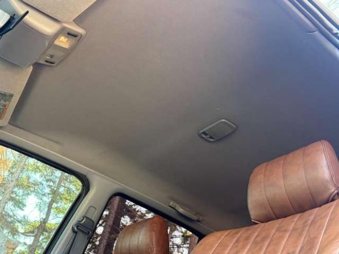 ハイラックスサーフ2.7 SSR-X Vセレクション 4WD　社外ナビ　バックカメラ　リフトアップ　社外アルミホイール　エアコン　ETC　ドライブレコーダー　パワステ　パワーウィンドウ　ABS　キーレスエントリー　ルーフレール 2700