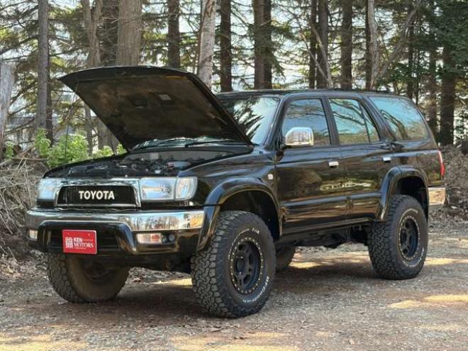 ハイラックスサーフ2.7 SSR-X Vセレクション 4WD　社外ナビ　バックカメラ　リフトアップ　社外アルミホイール　エアコン　ETC　ドライブレコーダー　パワステ　パワーウィンドウ　ABS　キーレスエントリー　ルーフレール 2700