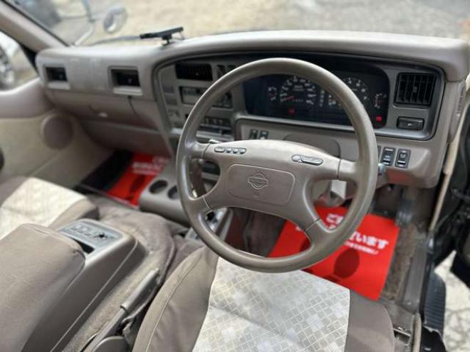 キャラバン3.0 リムジン　ワンオーナー/社外AW/クルコン/サンルーフ 2WD 3000