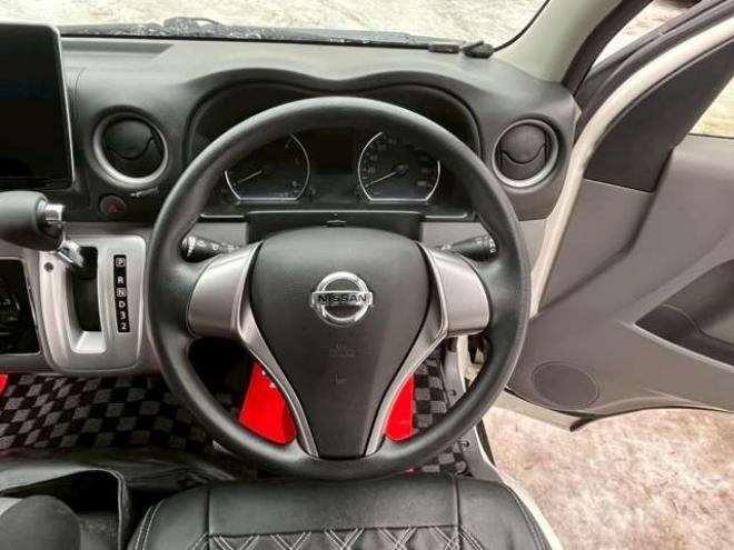 キャラバンNV350 2.5 プレミアムGX ロングボディ ディーゼルターボ 4WD　エンジンスターター　社外11インチナビ　バックカメラ　ETC　ワンオーナー　左側電動スライドドア　社外アルミ　パワーウィンドウ　パワステ　後席モニター　ABS　キーレスエントリー　衝突被害軽減ブレーキ 2500